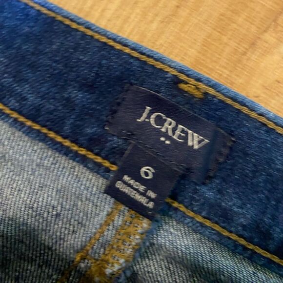 I. Crew Factory Size 6 Dark Wash Denim Knee length modest Aline skirt - Picture 2 of 6